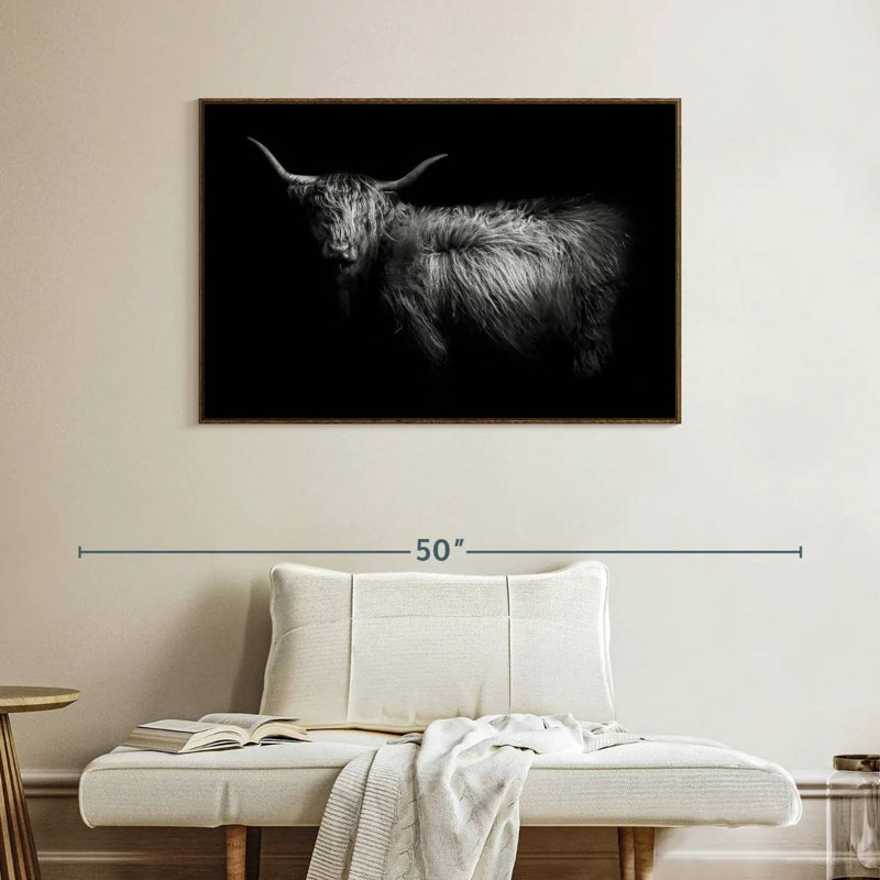 Hello Highland Cow, Cadre flottant en noyer, 40 po x 27 po