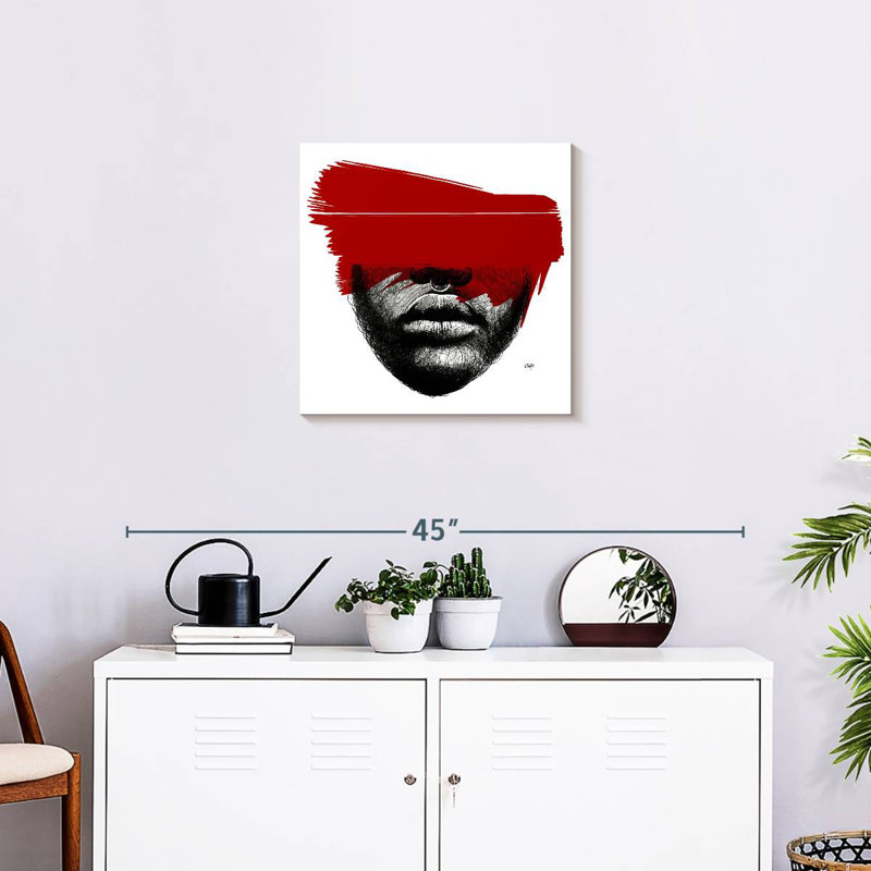 Leisha Black White Red