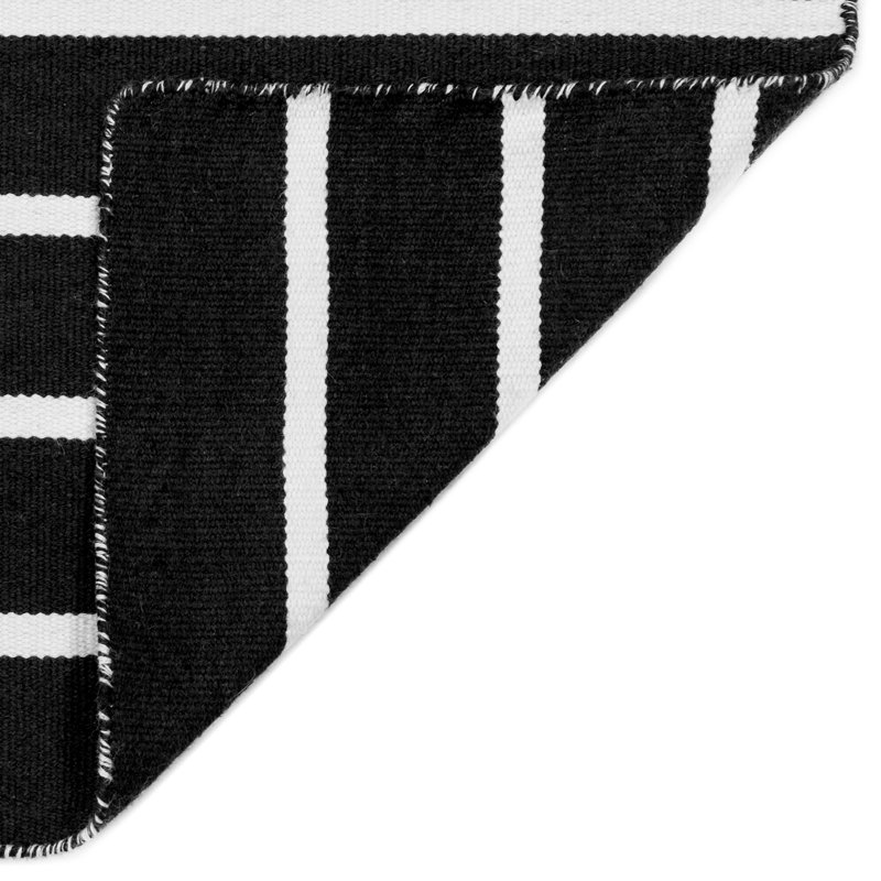 Tapis intérieur / extérieur noir / ivoire Garbrielle, Rectangle 2 pi x 3 pi