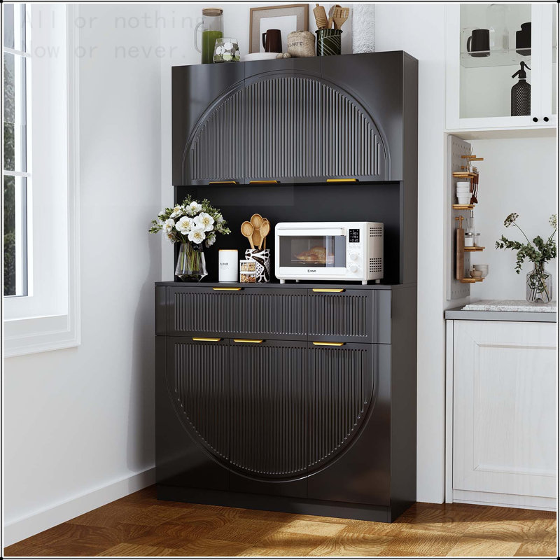 Garde-manger 71 po avec tiroirs, portes et station de charge 71 po