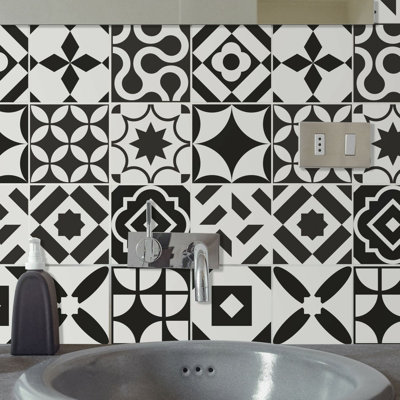 Emilijana 15cm W x 15cm L PVC Peel and Stick Mosaic Tile