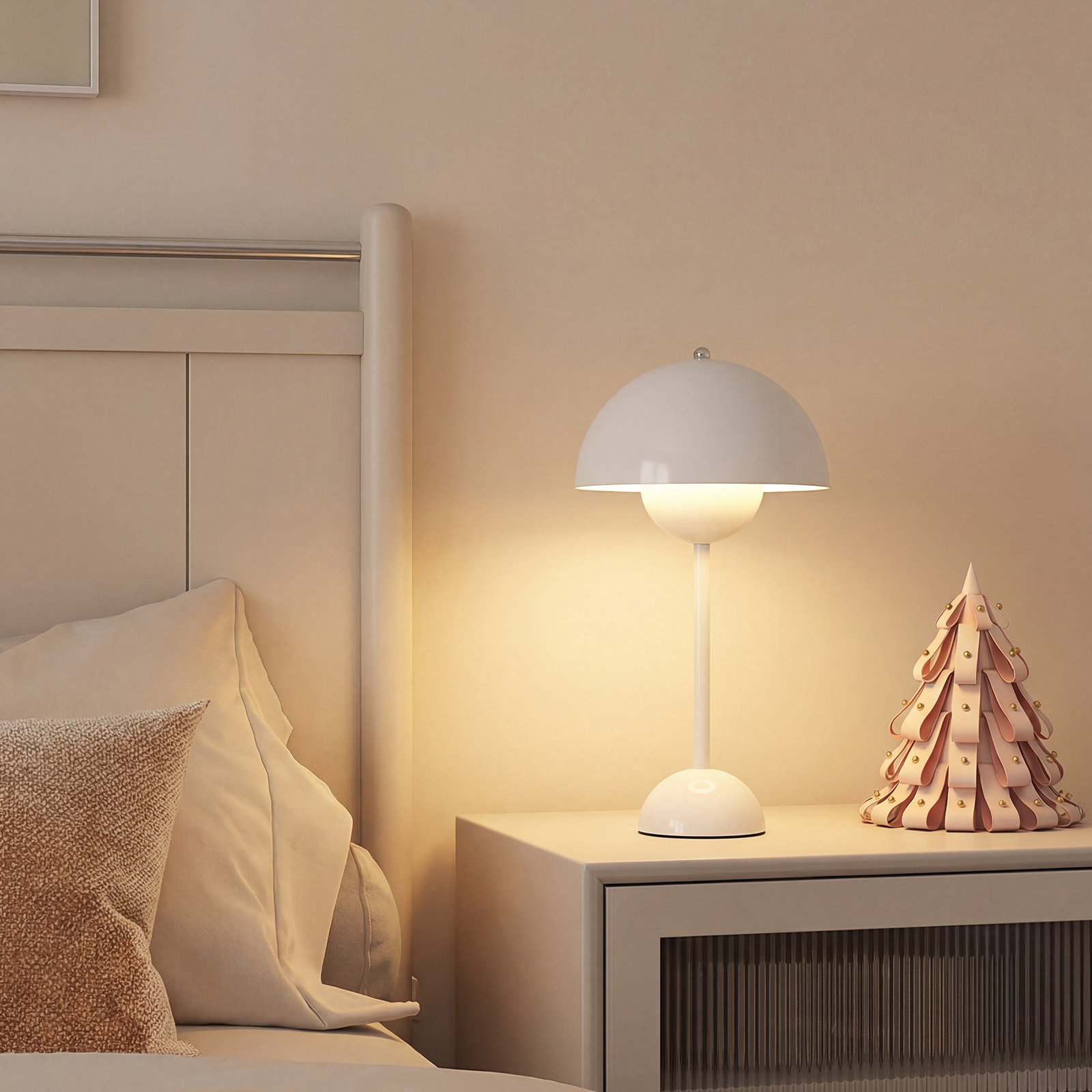Brunilde Adjustable Metal Table Lamp, White, White