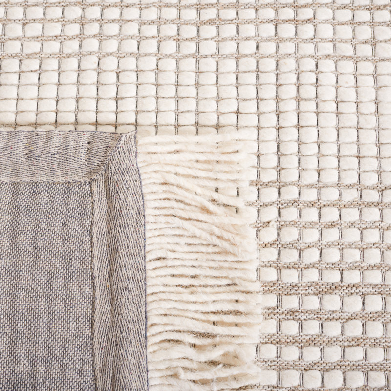 Gavrilin Hand Woven Wool With Cotton Cloth Backing Rug, Rectangle 5' x 8'