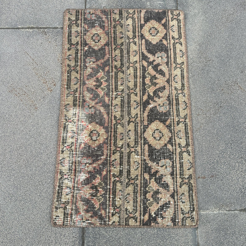 Vintage Turkish Accent Rug with Intricate Design for Enhancing Home Decor Aesthetics