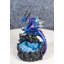 Figurine de dragon métallique bleu avec des pointes mauves