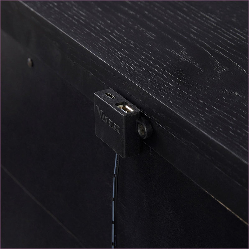 Table de chevet 3 tiroirs avec USB pour le rangement dans la chambre à coucher