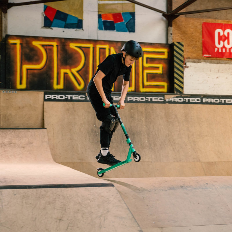 Xootz Shred 2 Stunt Scooter
