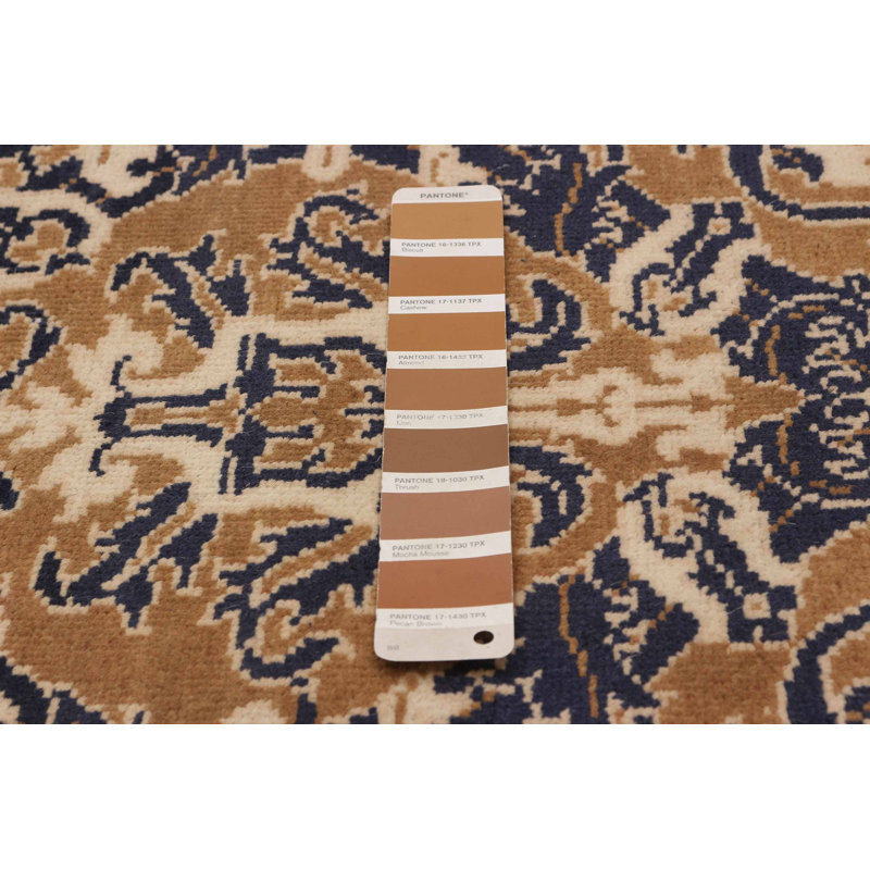 Tapis unique en laine de 1990 à 7 pi 11 po x 9 pi 7 po Aatiqa