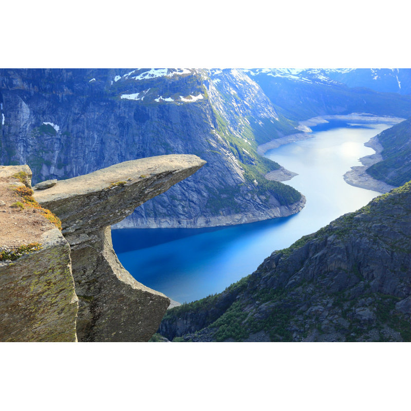 Alanie Trolltunga, Norvège par - Photographie de toile tendue, H 20 po x l 30 po