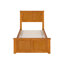 Lit plateforme en bois massif avec pied de lit assorti Marshallville-106894962-106894961