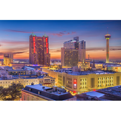 «San Antonio, Texas, USA Skyline» par Sean Pavone - impression