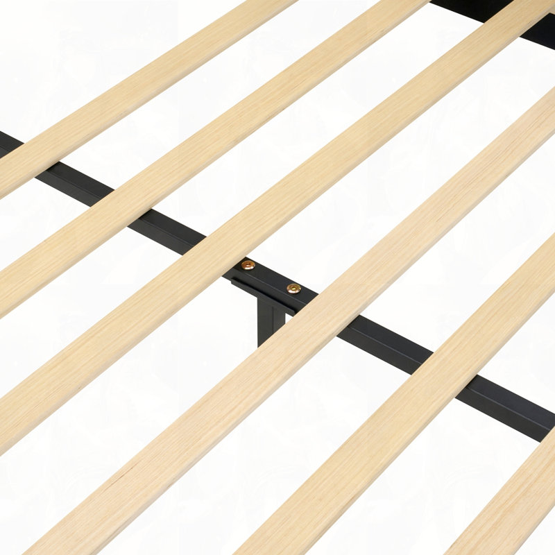 Lit tapissier en tissu de style crème, Grand
