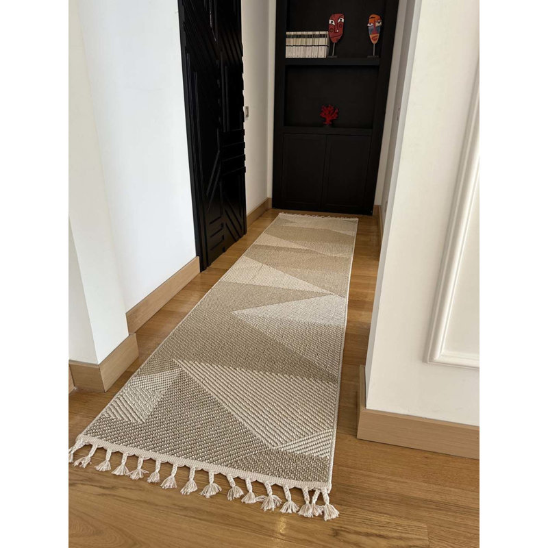 Tapis rectangulaire Tilina avec envers antidérapant, Rectangle 4 pi 3 po x 9 pi 10 po