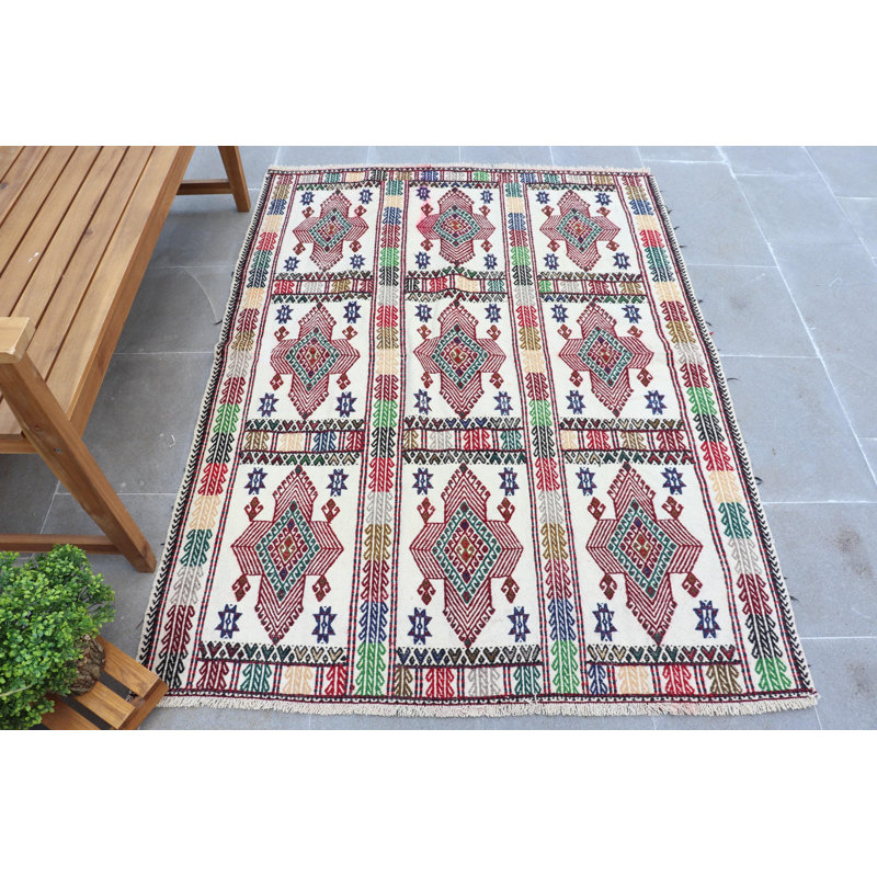 Tapis turc tissé à la main avec des motifs géométriques éclatants pour une décoration intérieure élégante