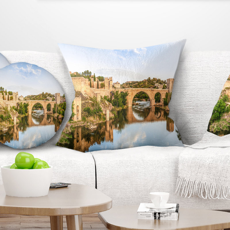Coussin décoratif Photographie Photographie Pont de Tolède en Espagne, 16 po x 1 po, Coussin décoratif