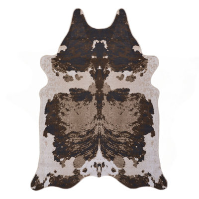 Hide GC_CHD1004 Brown 5 Ft. X 7 Ft. Area Rug