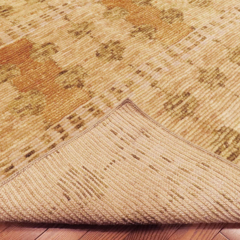 181465 Northern Lights Wool and Silk Vasa Parchment