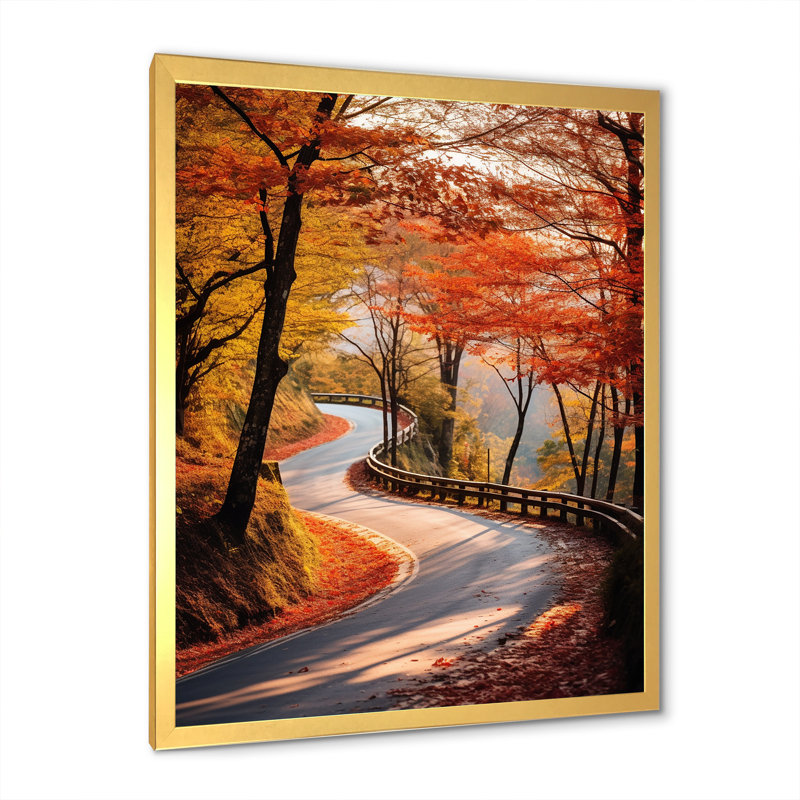 «Crimson Autumn Road Into Forest II», Cadre doré simple, H 32 po x l 16 po x P 1 po