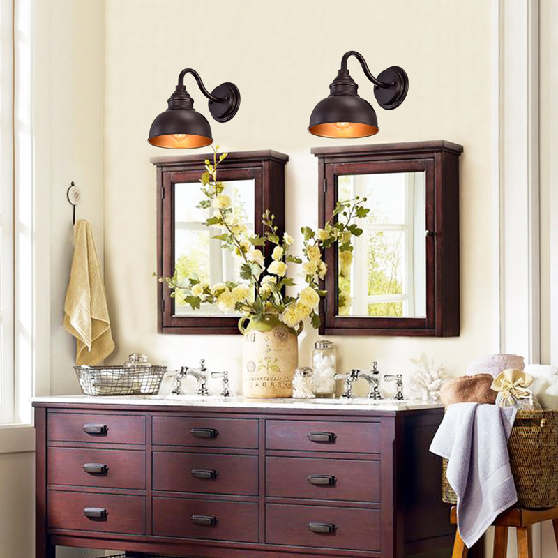 Oralla Wall Light