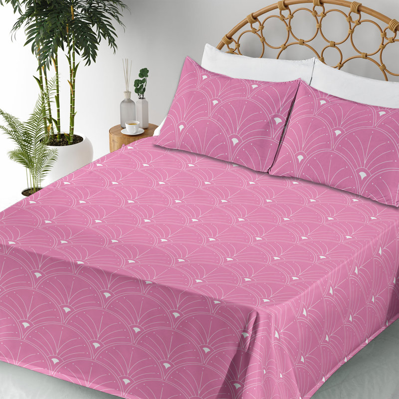Microfiber Sheet Set, Full Sheet Set with 2 Pillowcases, White/Light Pink Geometric