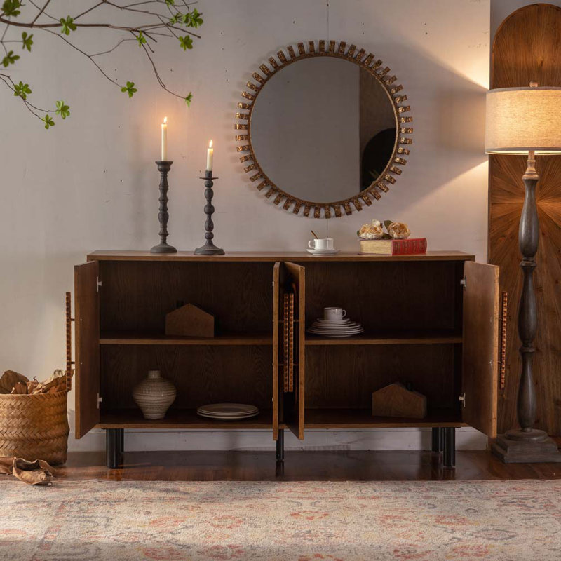 Armoire de cuisine en bois avec tablette réglable