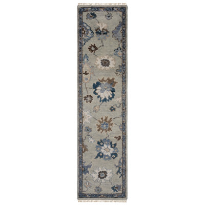 Gowen Traditional Oriental Light Blue/ Blue Hand-made Wool Area Rug