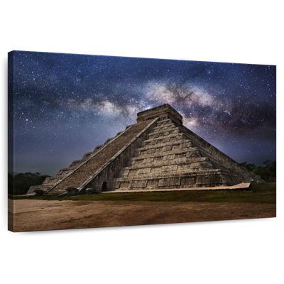 Temple Kukulcan la nuit