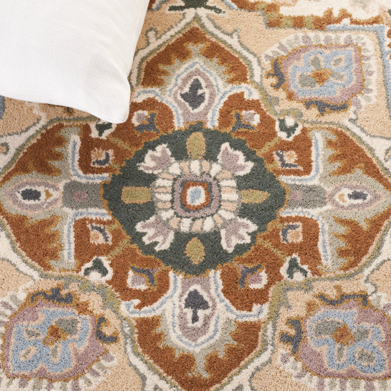 Ivory Hand-Tufted Wool Rectangular Traditional Rug
