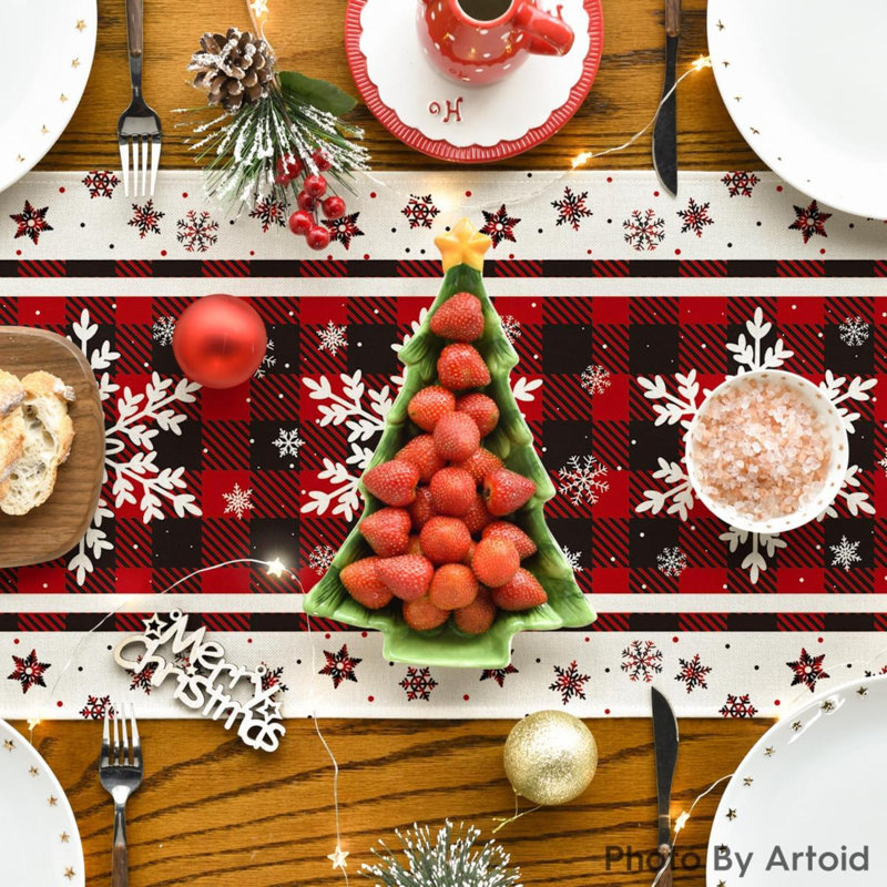Buffalo Plaid Snowflakes Christmas Table Runner, Seasonal Winter Kitchen Dining Table Decoration For Home Party Decor