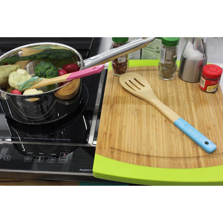 https://assets.wfcdn.com/im/92121995/resize-h755-w755%5Ecompr-r85/1132/113280388/BergHOFF+International+10-Piece+Bakeware+Utensil+Set.jpg