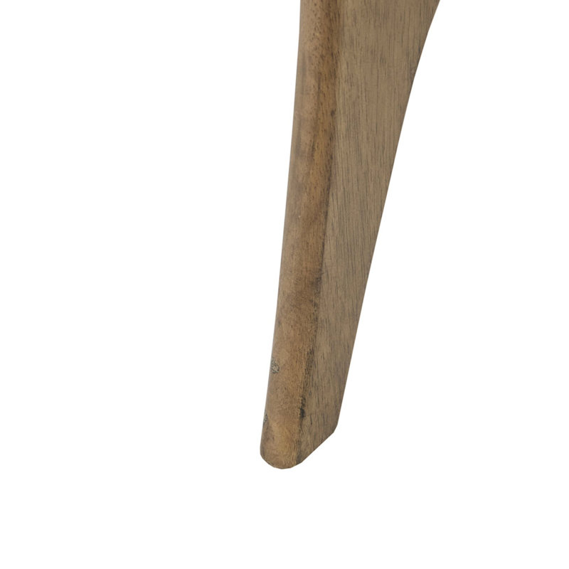 Table basse triangulaire en bois avec plateau en placage et pieds en contreplaqué