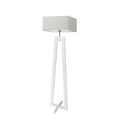 Tahoe 138cm Traditional Floor Lamp