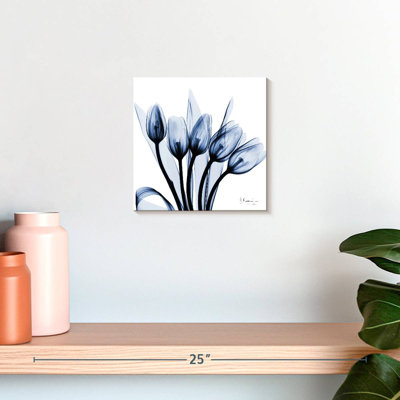 Harnek Marvelous Indigo Tulips