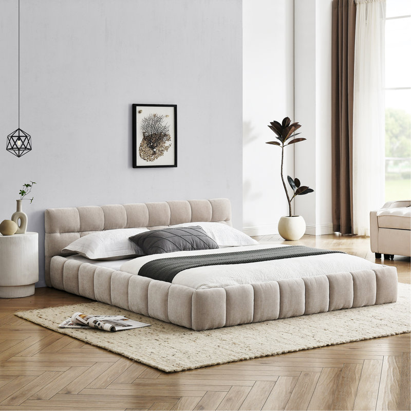 Grand cadre de lit tapissier grand avec tissu épais, lit plateforme grand format en chenille avec tête de lit et structure solide. Aucun sommier tapissier requis