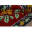Tapis décoratif en laine de conception unique 3 pi 4 po x 4 pi 6 po noué à la main des années 1970 en rouge/noir/vert