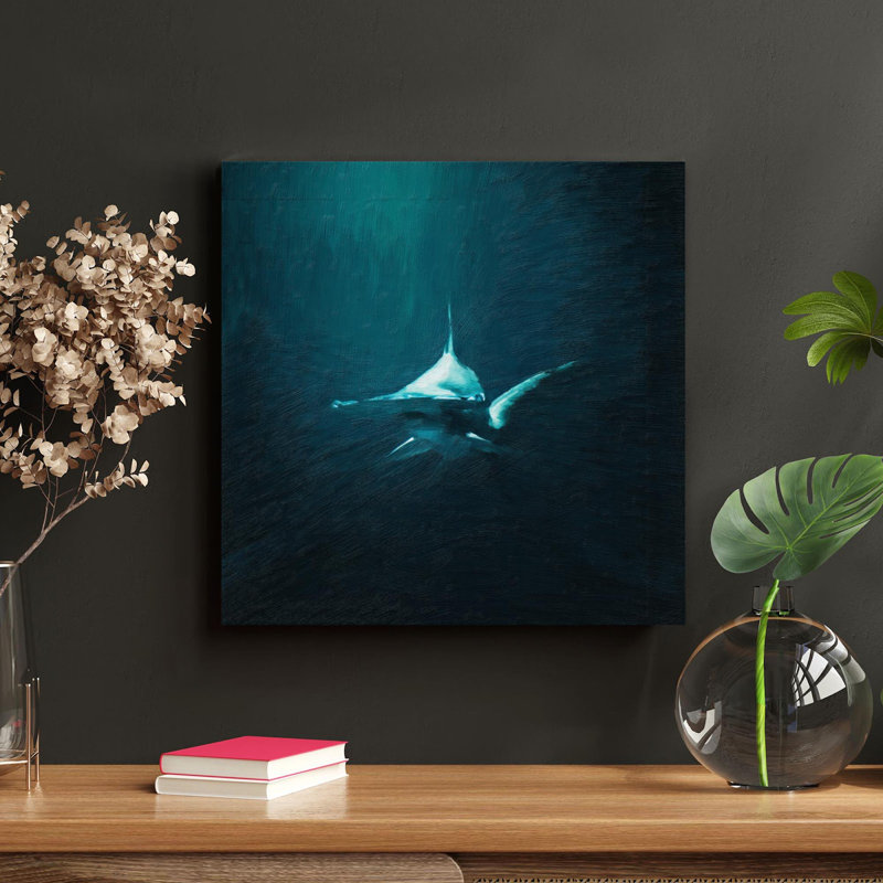 " Closeup Photo Of Hammerhead Shark " Painting Print, 32'' H x 32'' W