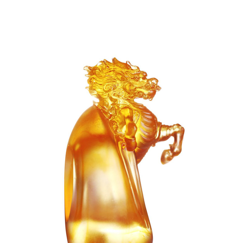 Crystal Mythical Creature, Dark Light Amber
