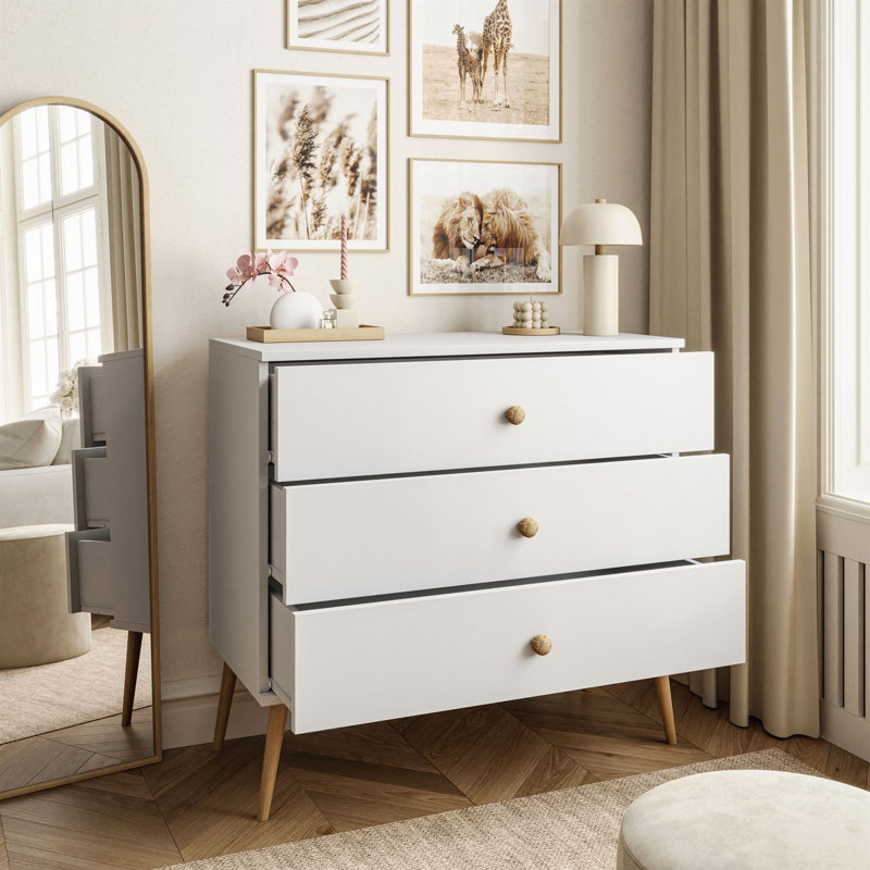 Bente 3 - Drawer Rectangle Accent Chest, White