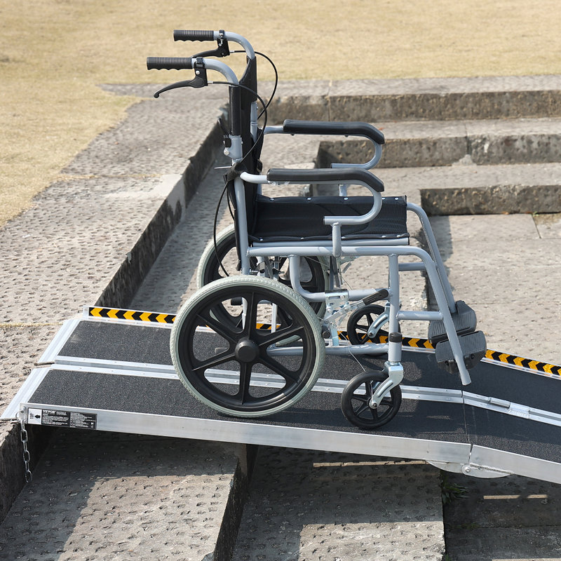 VEVOR Aluminum Foldable 3.15'' L Threshold Ramp, 15.08" H x 42.72" W x 9.25" D
