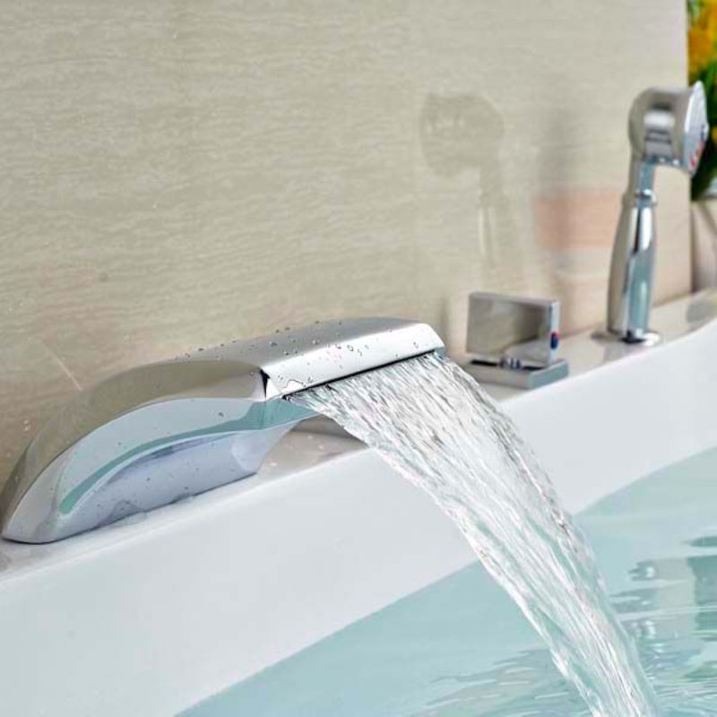 Système de douche contemporain avec tête de pluie et douchette combinée