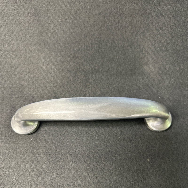 (Paquet de 5) Poignée en aluminium brossé de 5/3/16 po