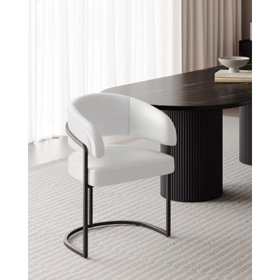 Chaise rembourrée en cuir Augusta