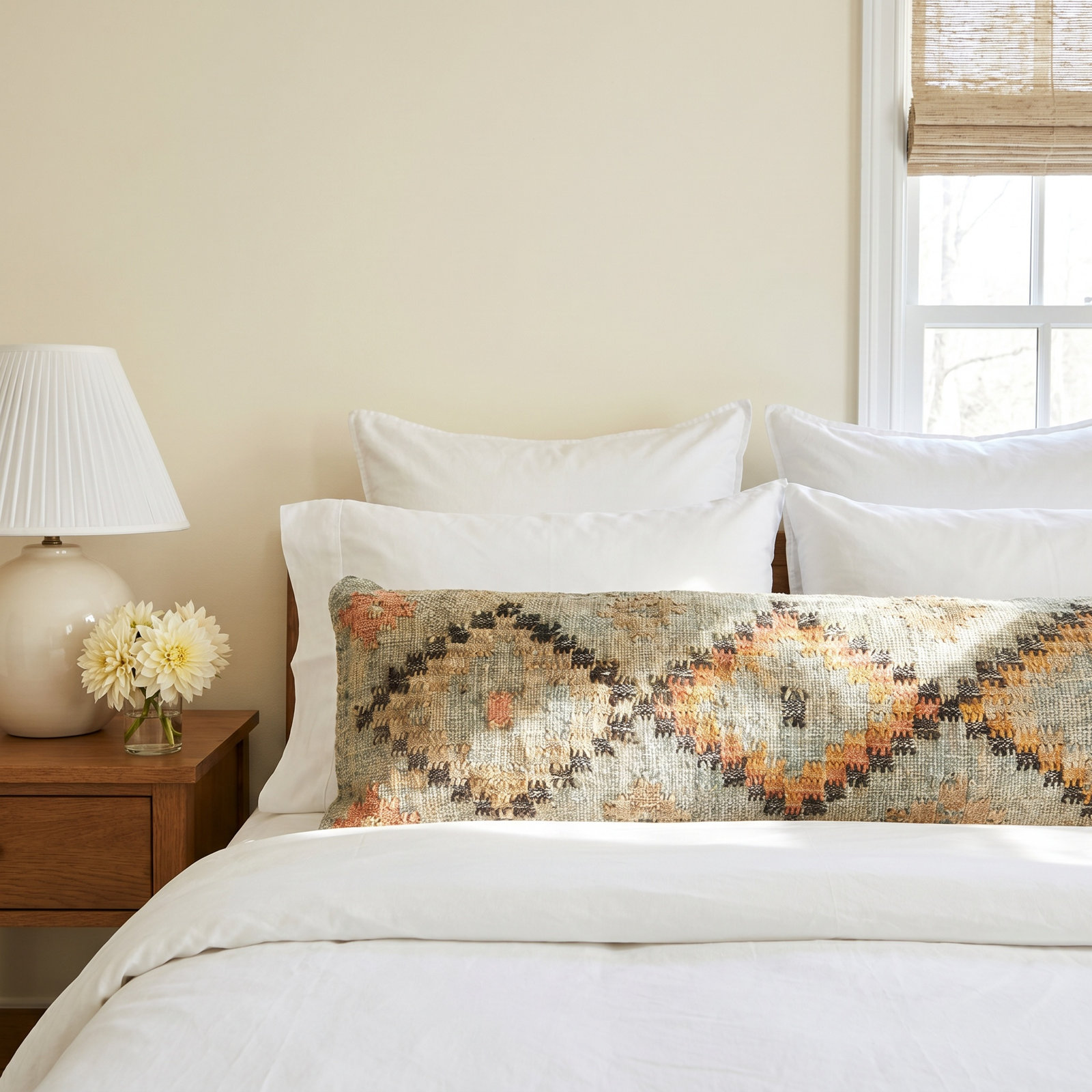 Akara Geometric Jute / Sisal Lumbar Throw Pillow