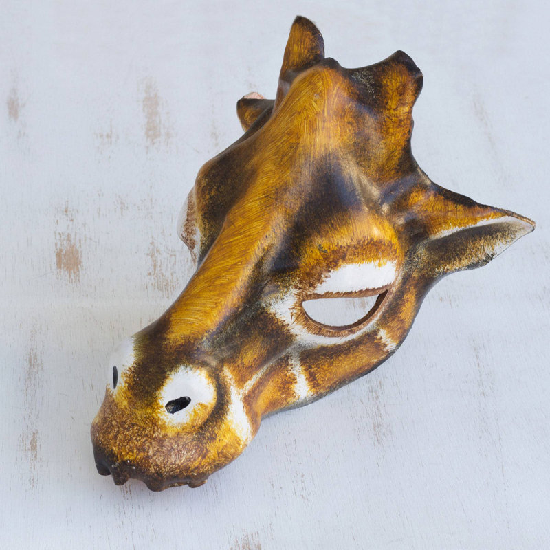 Masque en cuir doucement giraffe