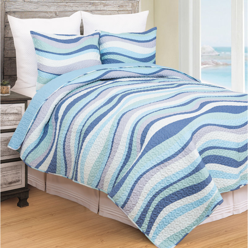 Ashton Coastal Waves Quilt, Full/Queen Quilt + 2 Shams