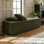 Banc de rangement rembourré en velours de 60 po de largeur Mid-Century avec base en bois massif