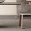 Table géométrique Rock Plate avec pieds en chêne-102528017