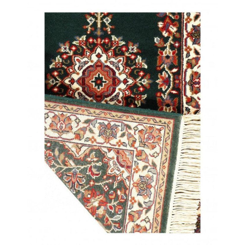 Xade Oriental Area Rug in Green