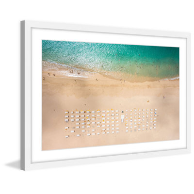 Beach Goers par Marmont Hill - impression sur papier