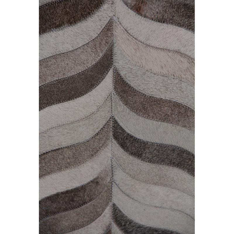 Natural Hide Cowhide Geometric Area Rug in Silver, Rectangle 5' x 8'
